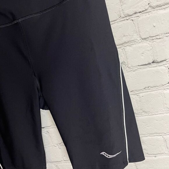 SAUCONY WOMEN'S FORTIFY 8" SHORT LARGE - Picture 5 of 14